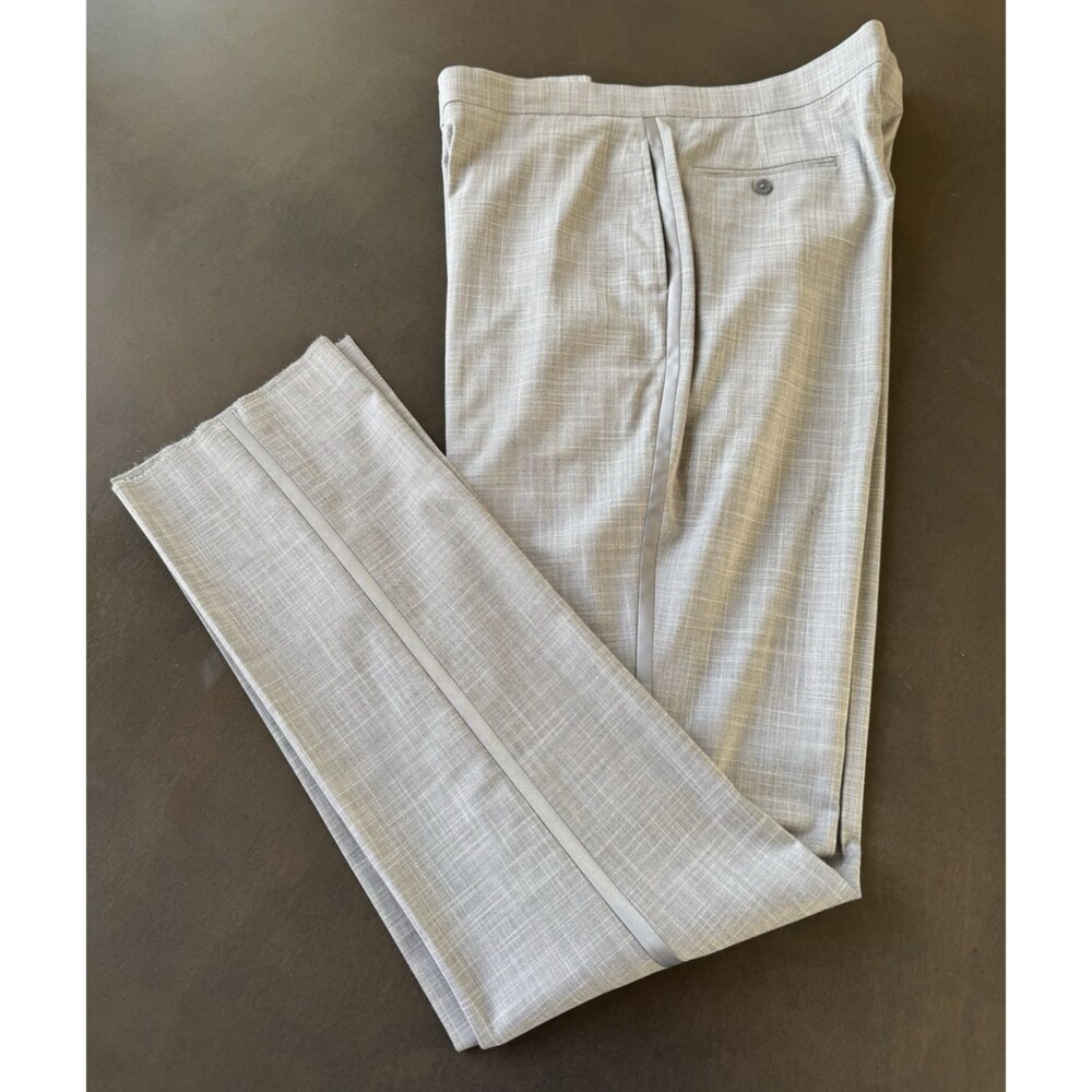 Tre Vero Modern Fit dress pants Flat Front Tuxedo Striped size 42L Gray Unhemmed